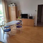 In - Balaton 44890 דירה *