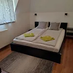 In - Balaton 44890 דירה שיופוק