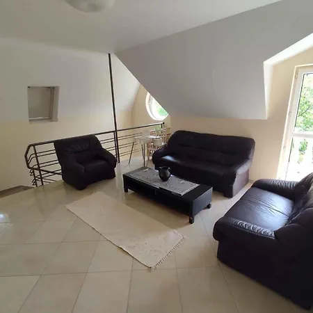 In - Balaton 44890 Apartament