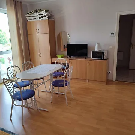 In - Balaton 44890 Apartament *