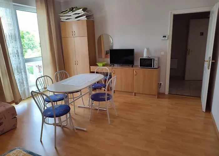 In - Balaton 44890 شقة *